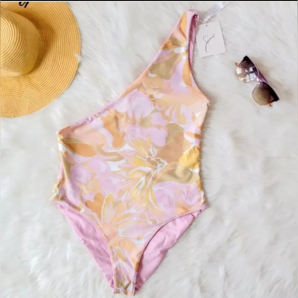 Baiia Swim
